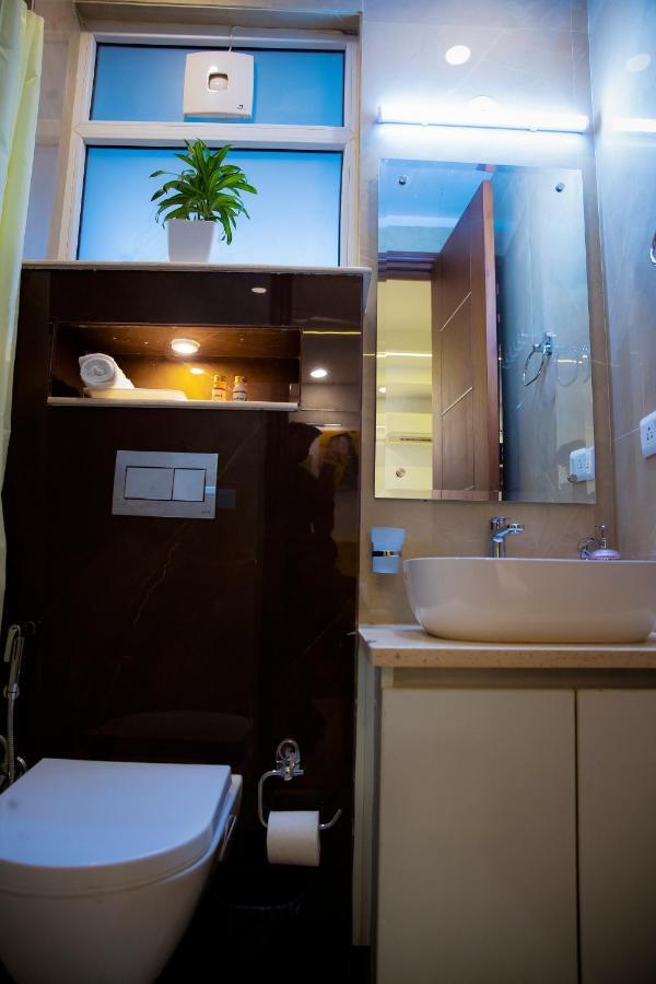 Lime Tree Luxury Studio - Service Apartment Near Artemis Hospital ,Gurgaon Buitenkant foto