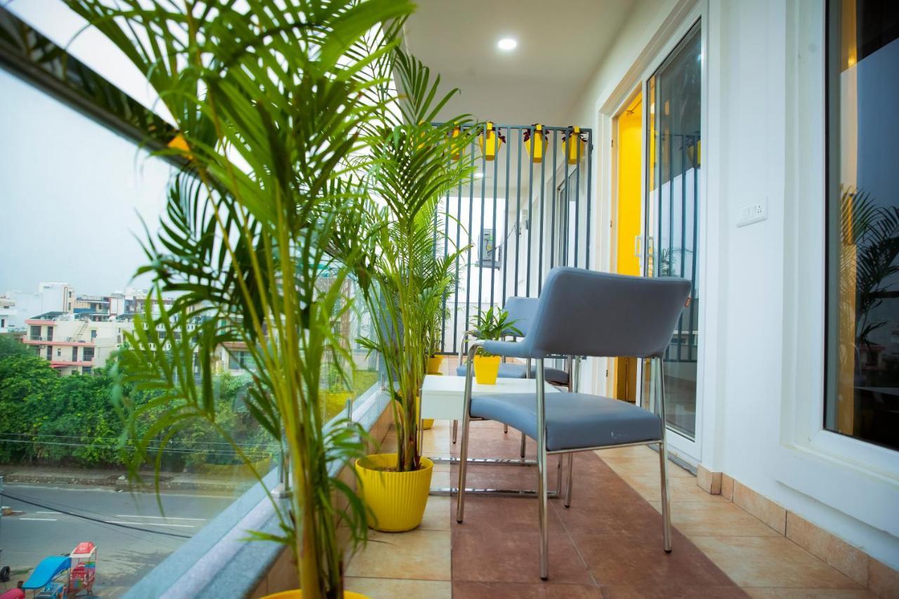 Lime Tree Luxury Studio - Service Apartment Near Artemis Hospital ,Gurgaon Buitenkant foto