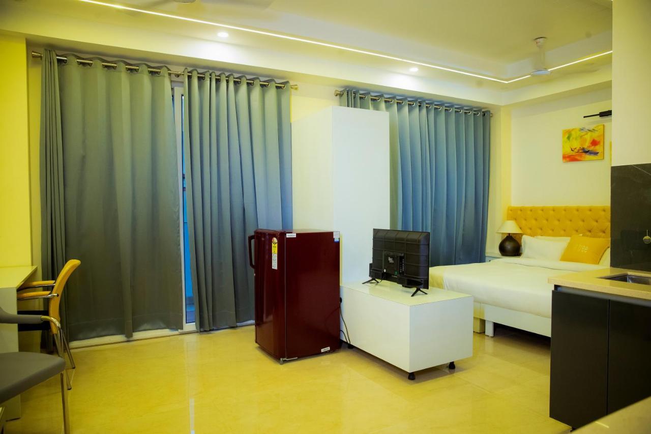 Lime Tree Luxury Studio - Service Apartment Near Artemis Hospital ,Gurgaon Buitenkant foto